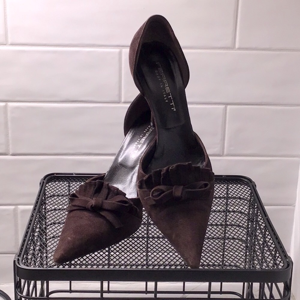 Ferretti brown suede pumps